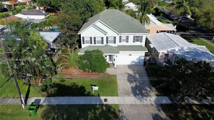 1812 SW 10th Ave, Fort Lauderdale, FL 33315 - Image #2