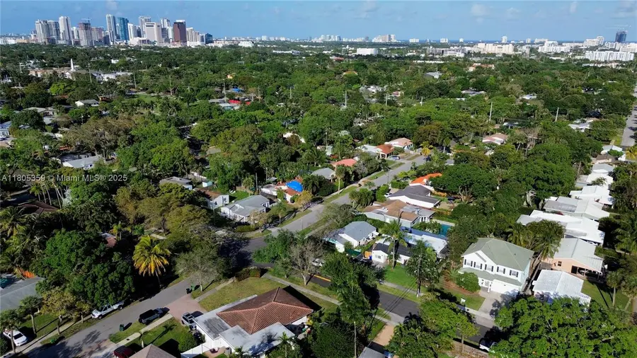 1812 SW 10th Ave, Fort Lauderdale, FL 33315 - Image #3