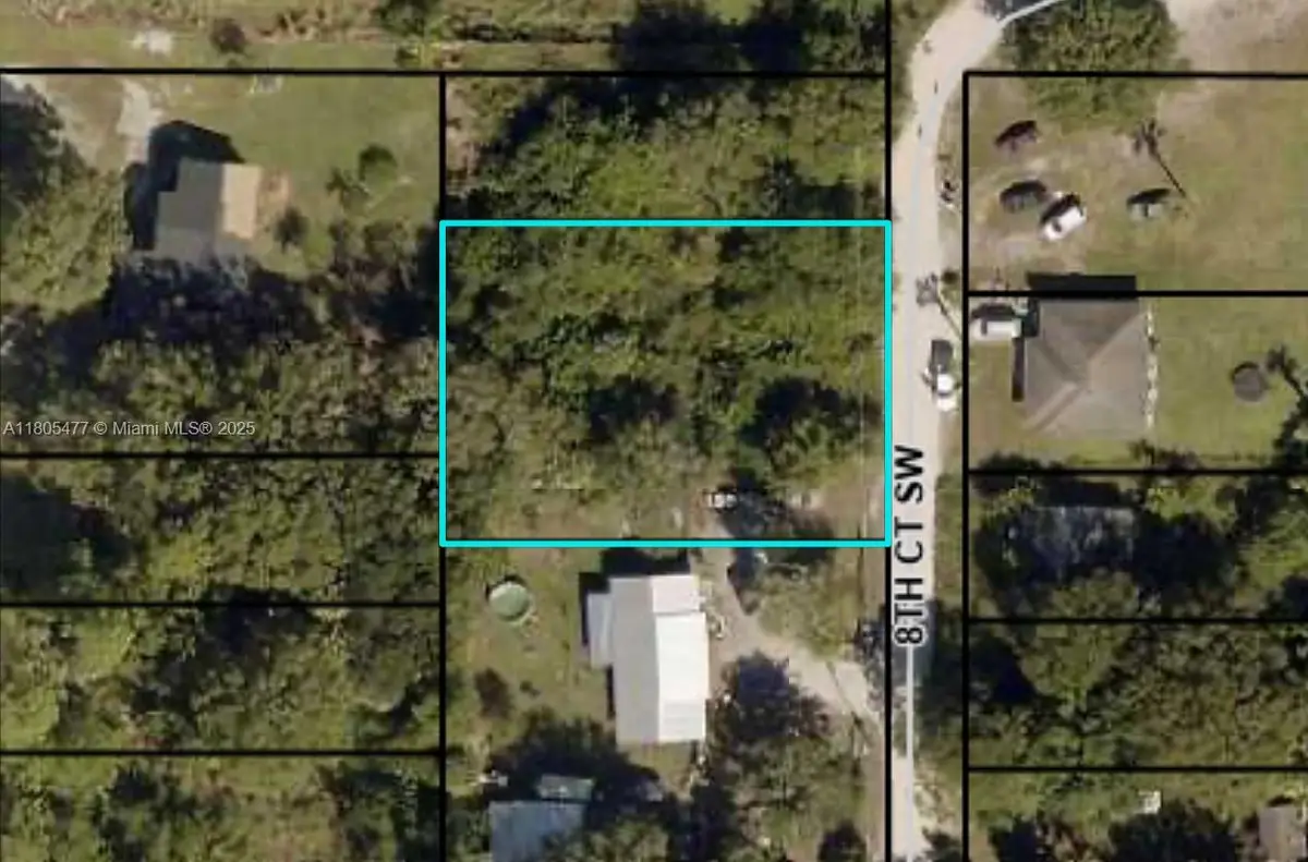 825 8th Ct, Vero Beach, FL 32962 - #1