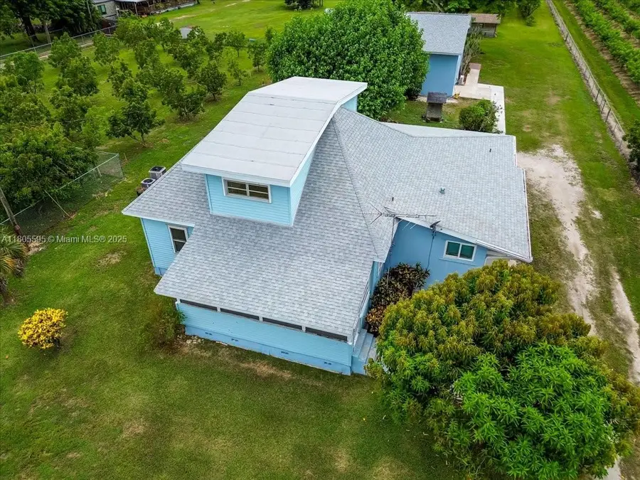 27000 SW 187th Ave, Homestead, FL 33031 - Image #2