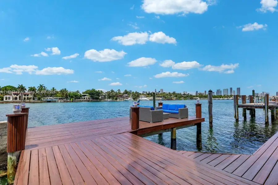 56 S Hibiscus Dr, Miami Beach, FL 33139 - Image #2