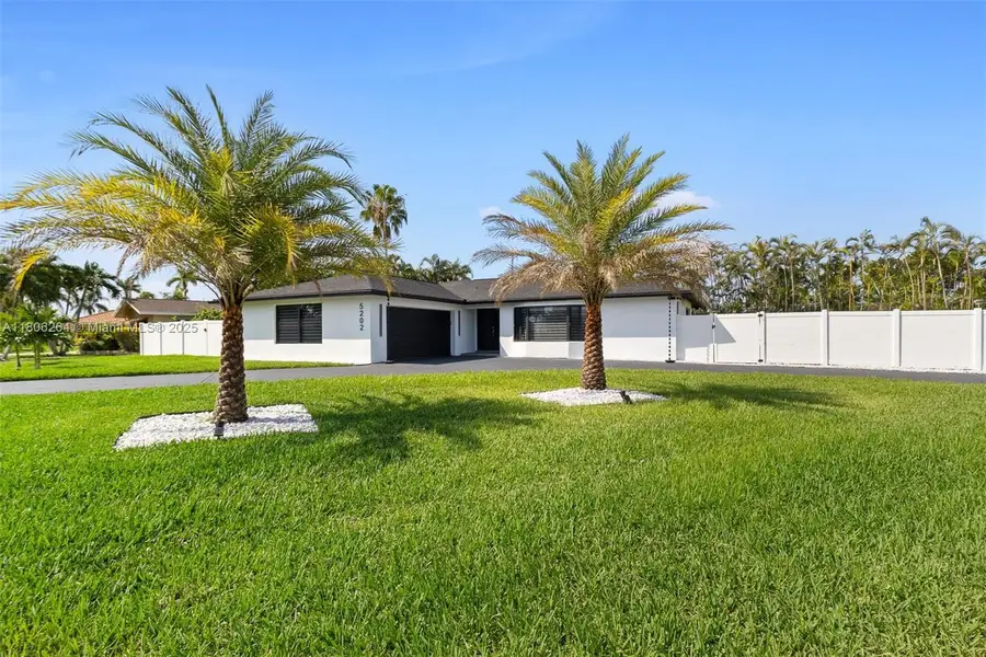 5202 Elm, Cape Coral, FL 33904 - Image #2