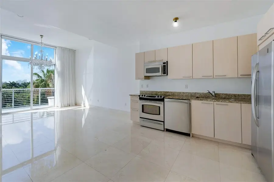 2001 Meridian Ave #516, Miami Beach, FL 33139 - Image #2