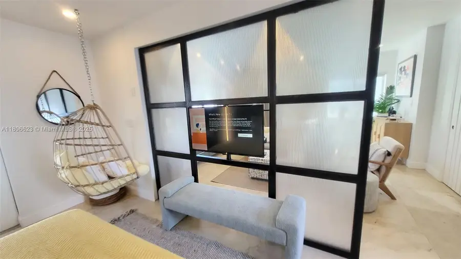 338 Roosevelt St, Hollywood, FL 33019 - #3