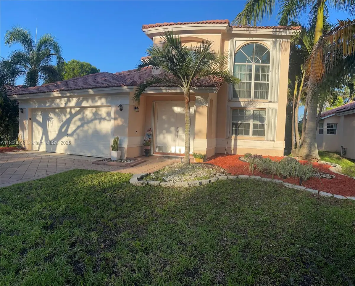 2220 NW 137th Ave, Sunrise, FL 33323 - Image #1