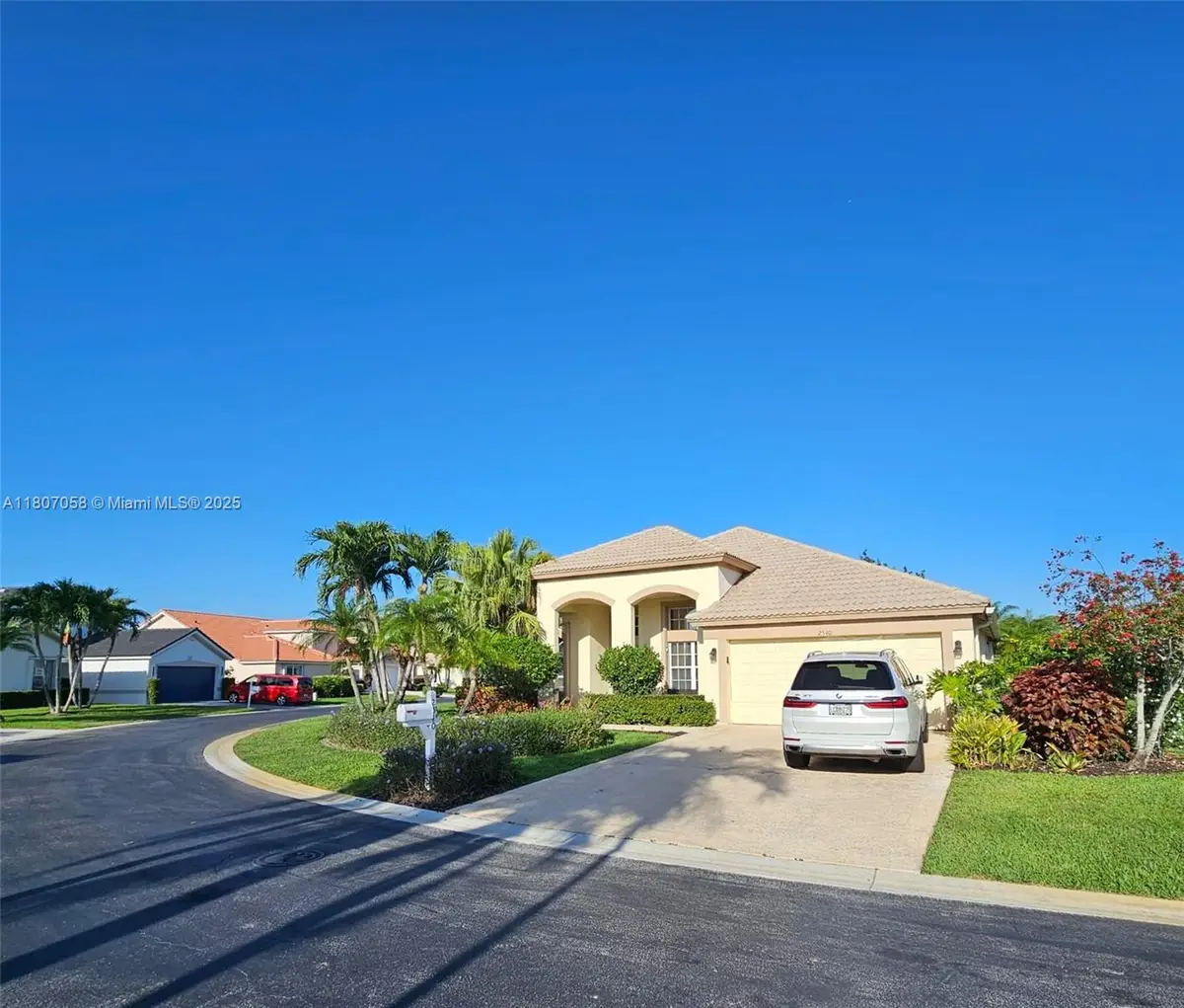 2540 Egret Lake Dr, Greenacres, FL 33413 - Image #1