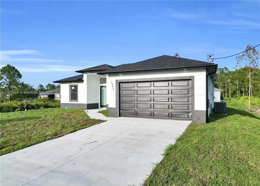 1844 Richmond Ave, Lehigh Acres, FL 33972 - #3