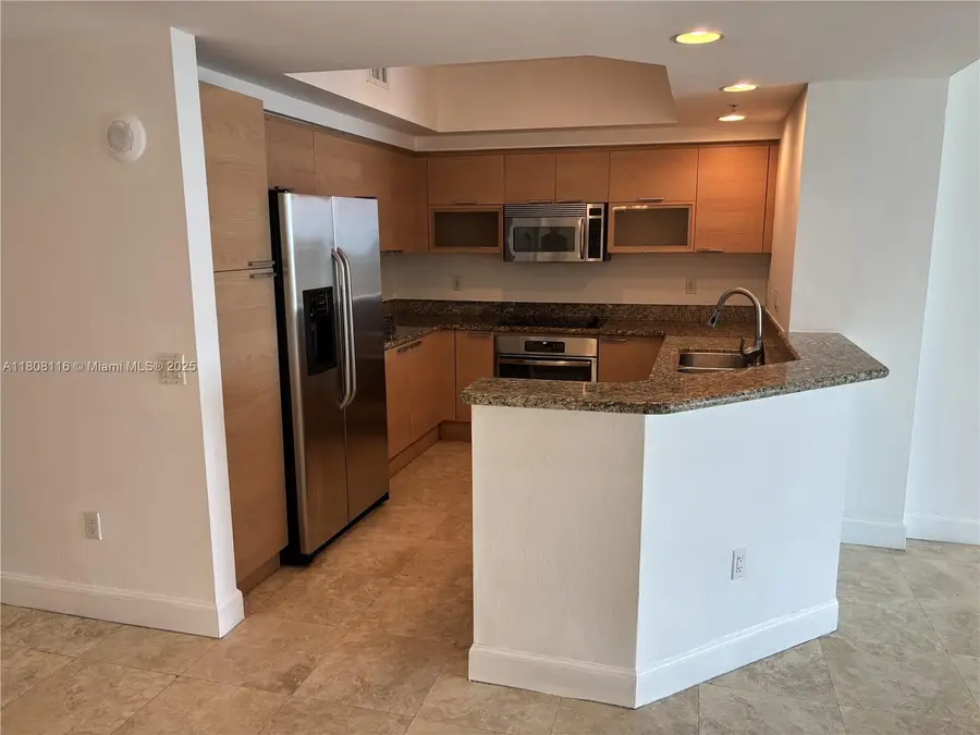 15051 Royal Oaks Ln #1604, North Miami, FL 33181 - Image #3