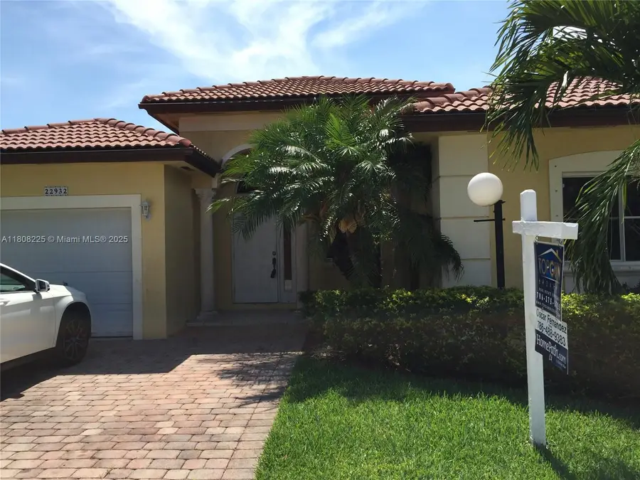 22932 SW 113th Pl, Miami, FL 33170 - Image #2