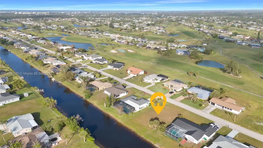 101 Caddy Rd, Rotonda, FL 33947 - Image #3