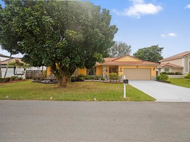 15824 Cotswold Ct, Davie, FL 33331 - Image #3