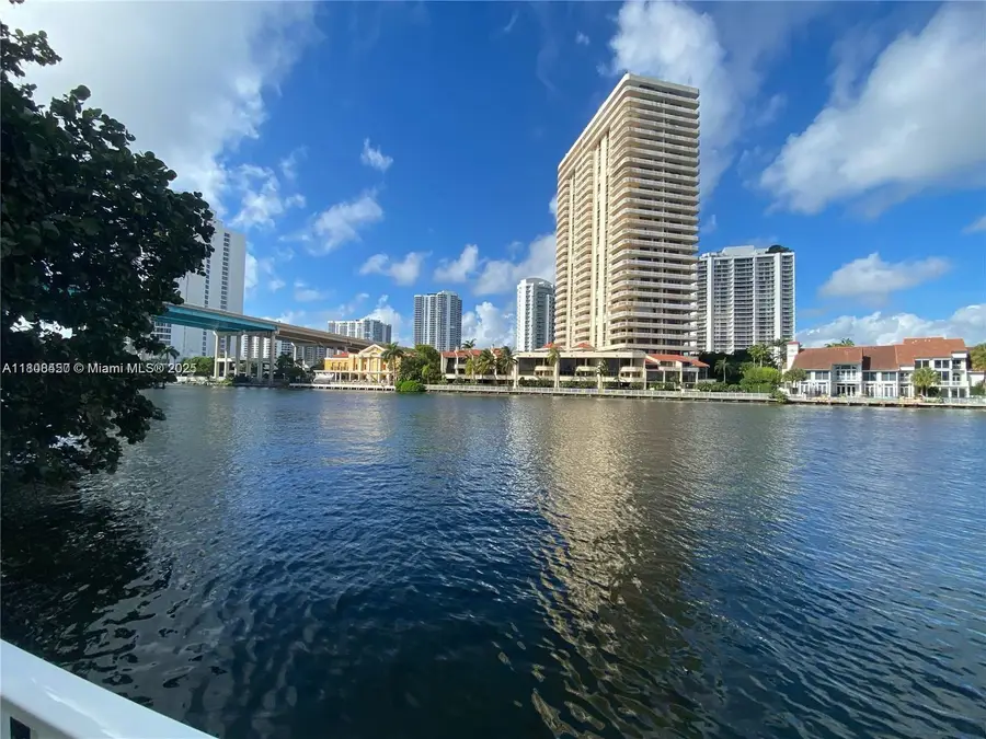 19390 Collins Ave #217, Sunny Isles Beach, FL 33160 - #2