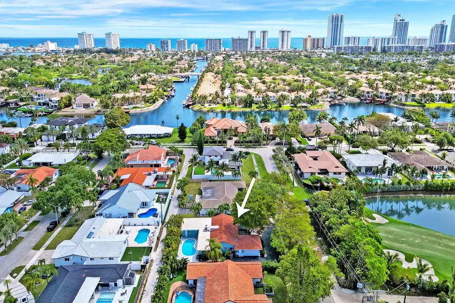 1245 Wiley St, Hollywood, FL 33019 - Image #2