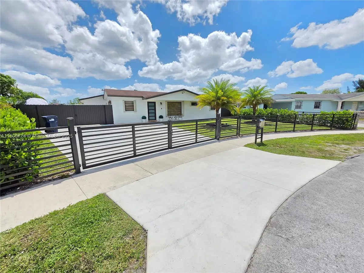 19631 NW 45th Ave, Miami Gardens, FL 33055 - Image #1