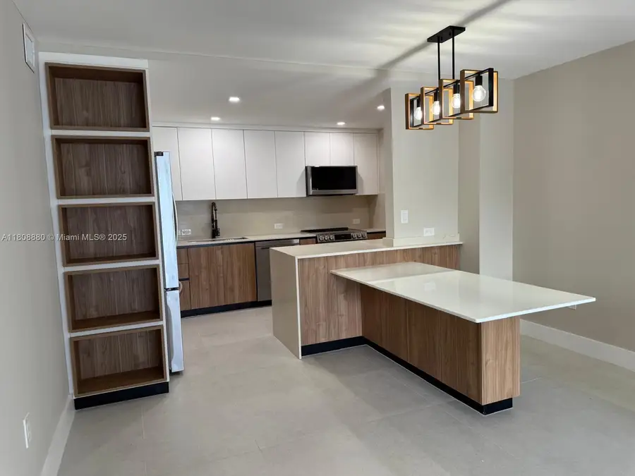 6801 Indian Creek Dr #207, Miami Beach, FL 33141 - Image #3