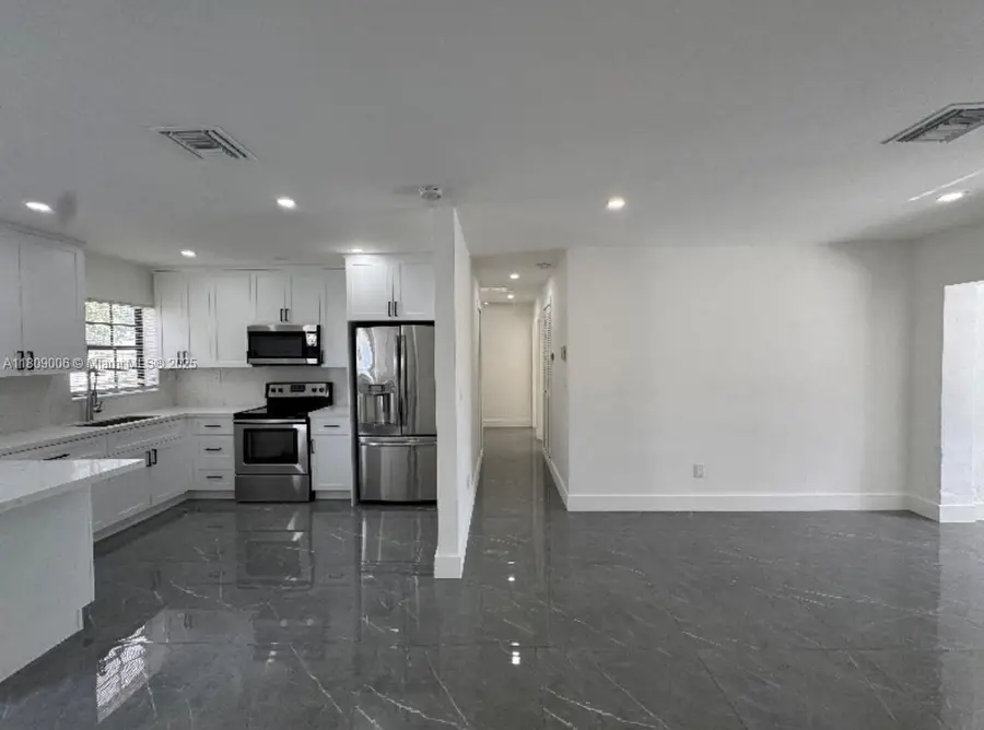 12455 SW 187th Ter, Miami, FL 33177 - Image #2