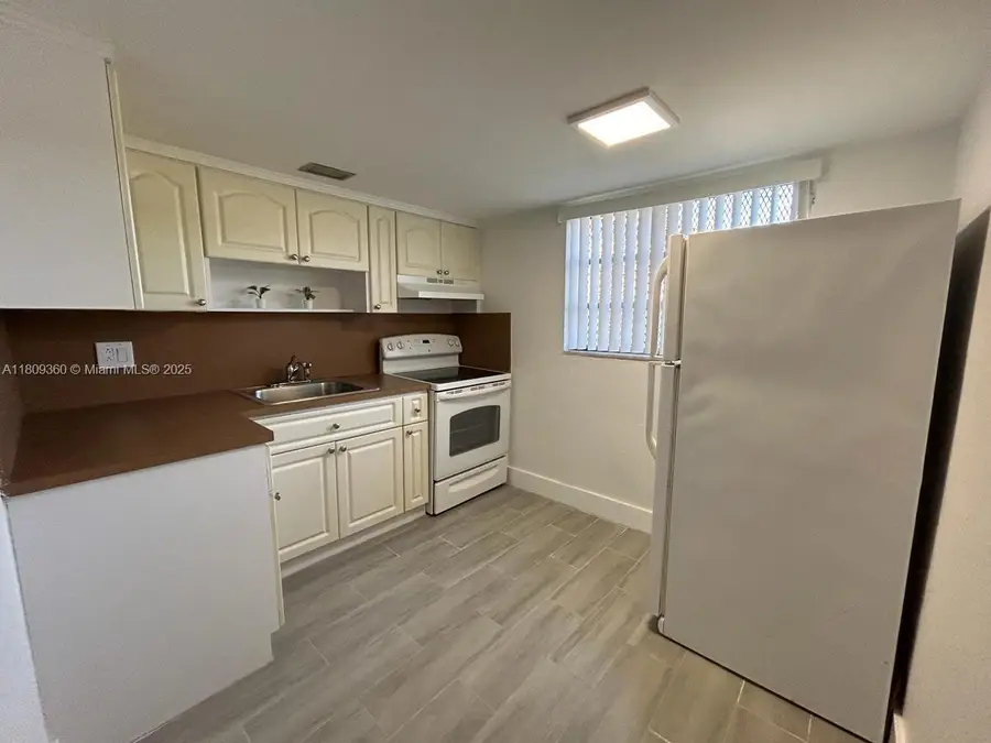 17 NE 2nd Ave #108, Dania Beach, FL 33004 - #3