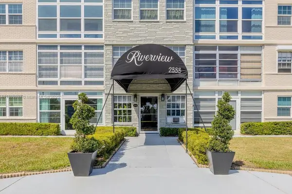 2333 Indian River Blvd #306, Vero Beach, FL 32960