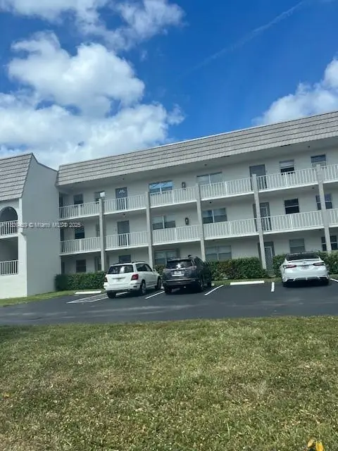 8280 Sunrise Lakes Blvd #105, Sunrise, FL 33322 - #1