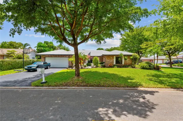 988 NW 110th Ave, Coral Springs, FL 33071