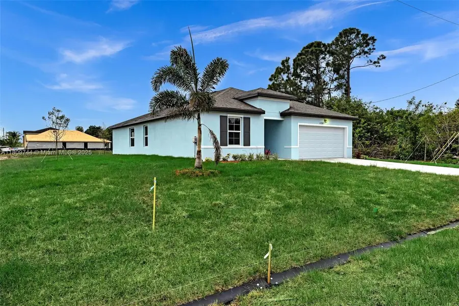1130 SW Jericho Ave, Port Saint Lucie, FL 34953 - Image #2