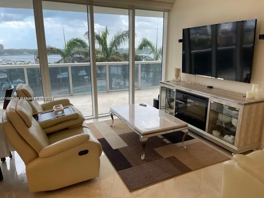 400 Alton Rd #808, Miami Beach, FL 33139 - Image #2