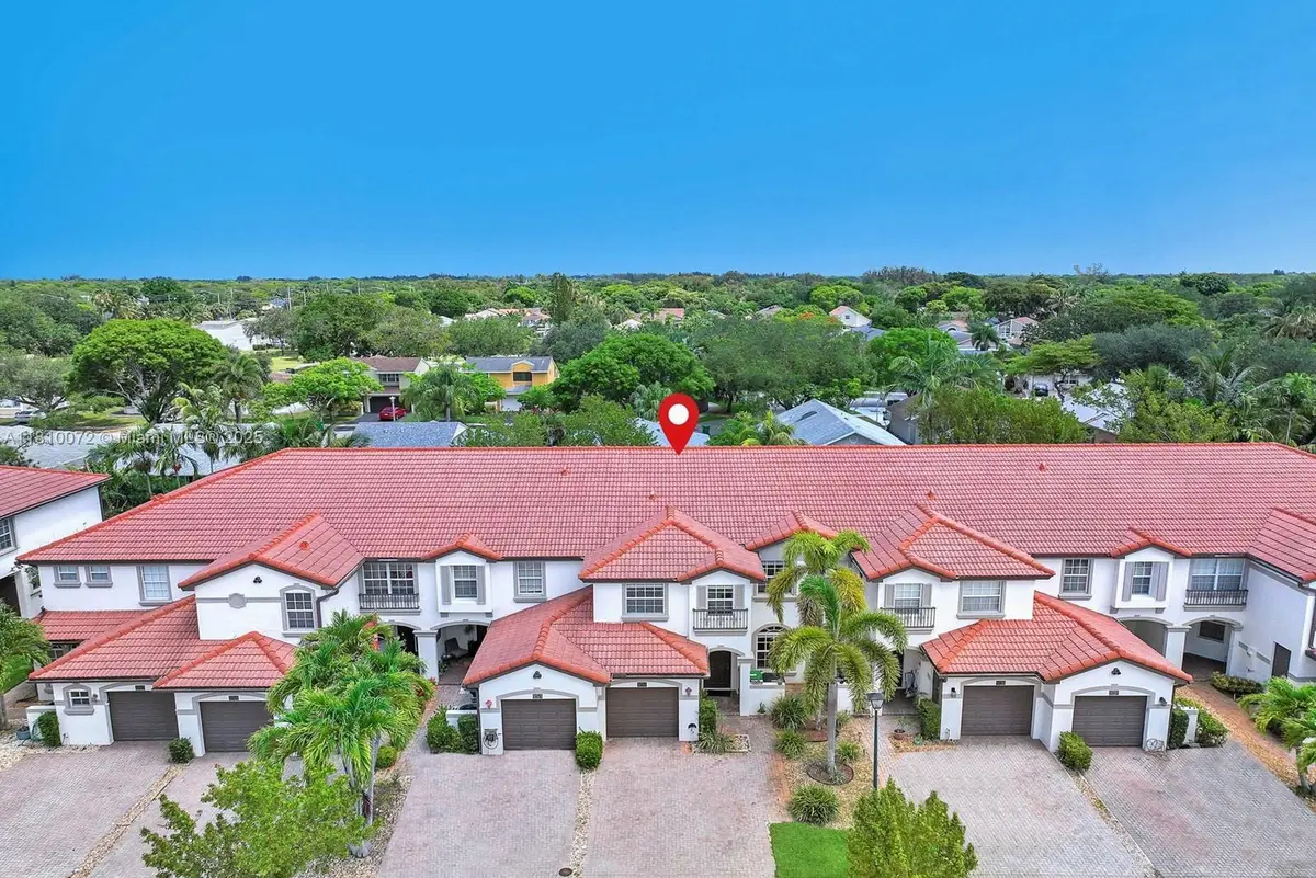 9741 Darlington Pl, Cooper City, FL 33328 - Image #1