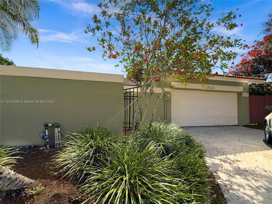 8923 SW 151st Ct, Miami, FL 33196 - Image #2