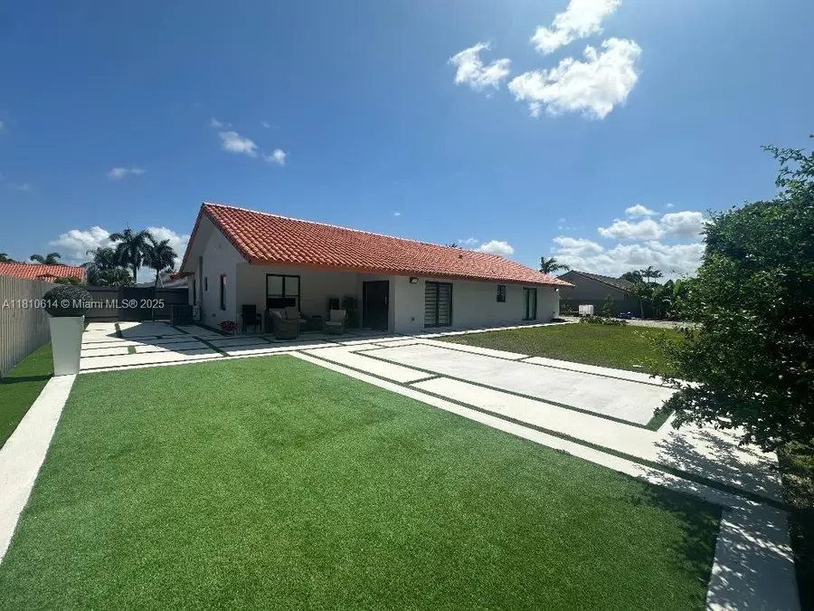 18781 SW 294th Ter, Homestead, FL 33030 - Image #3