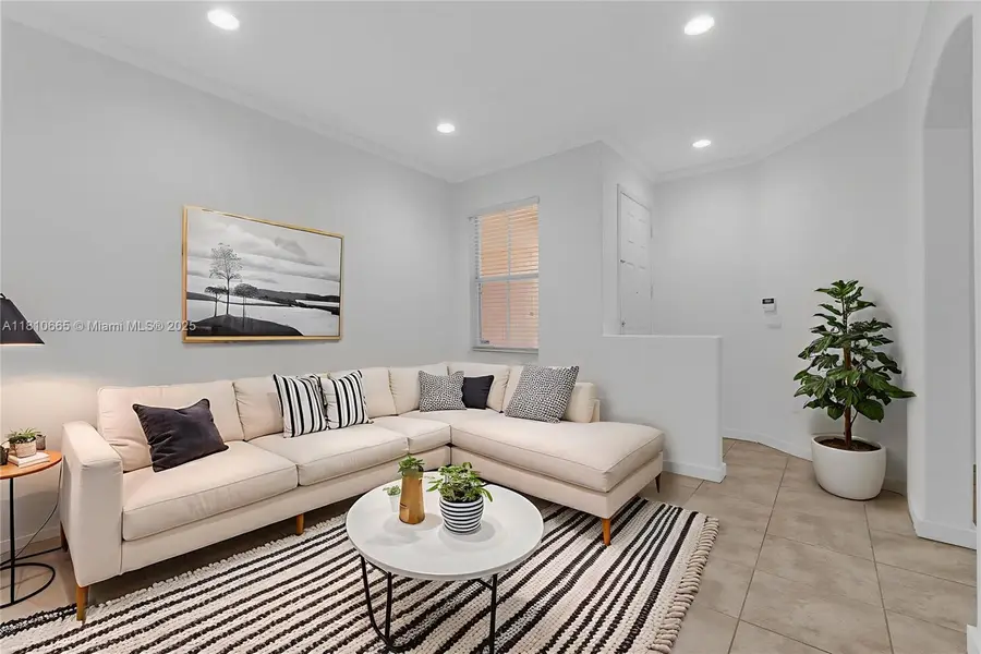 11014 SW 237th Ln, Homestead, FL 33032 - Image #2