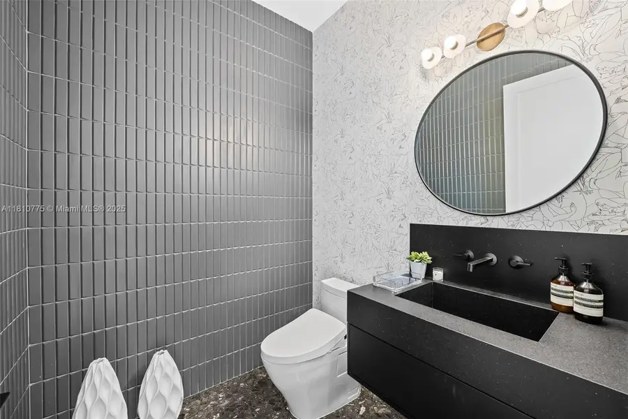 725 NE 22nd Street #PH3C, Miami, FL 33137 - #3