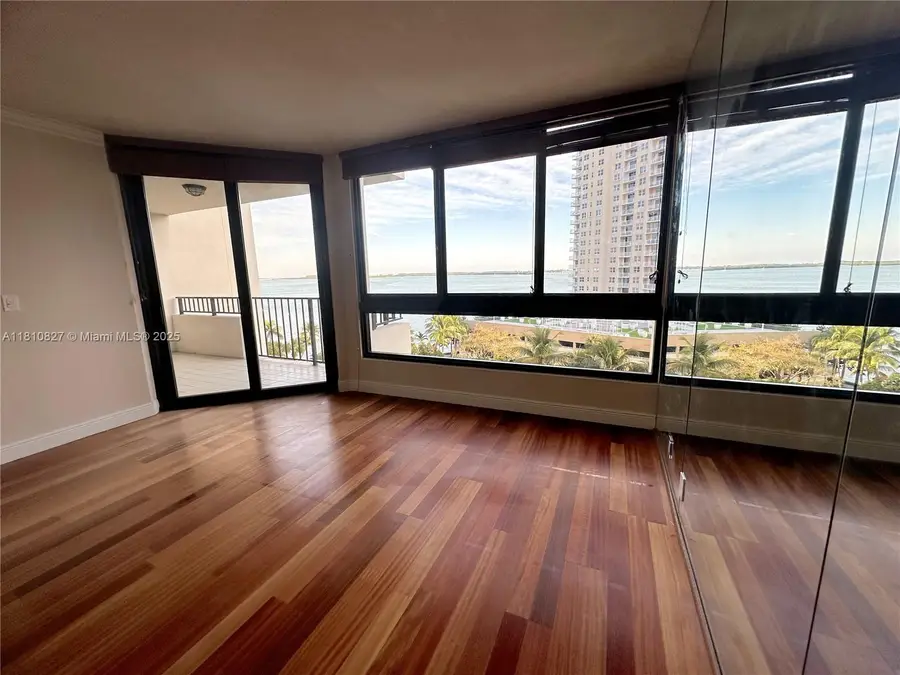 520 Brickell Key Dr #A811, Miami, FL 33131 - Image #2