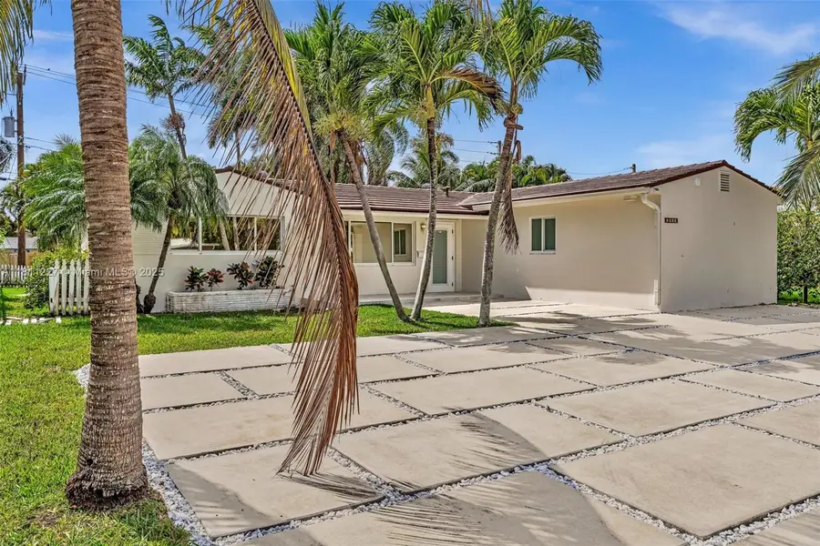 1510 Coolidge St, Hollywood, FL 33020 - Image #2