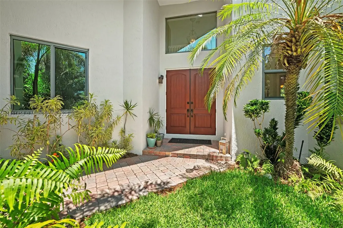 8205 SW 171st Ter, Palmetto Bay, FL 33157 - Image #1