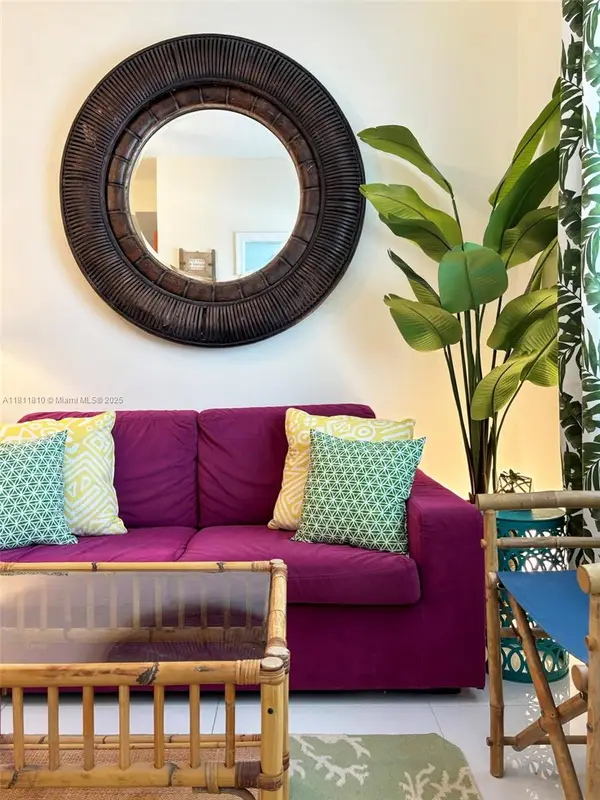 335 Ocean Dr #114, Miami Beach, FL 33139