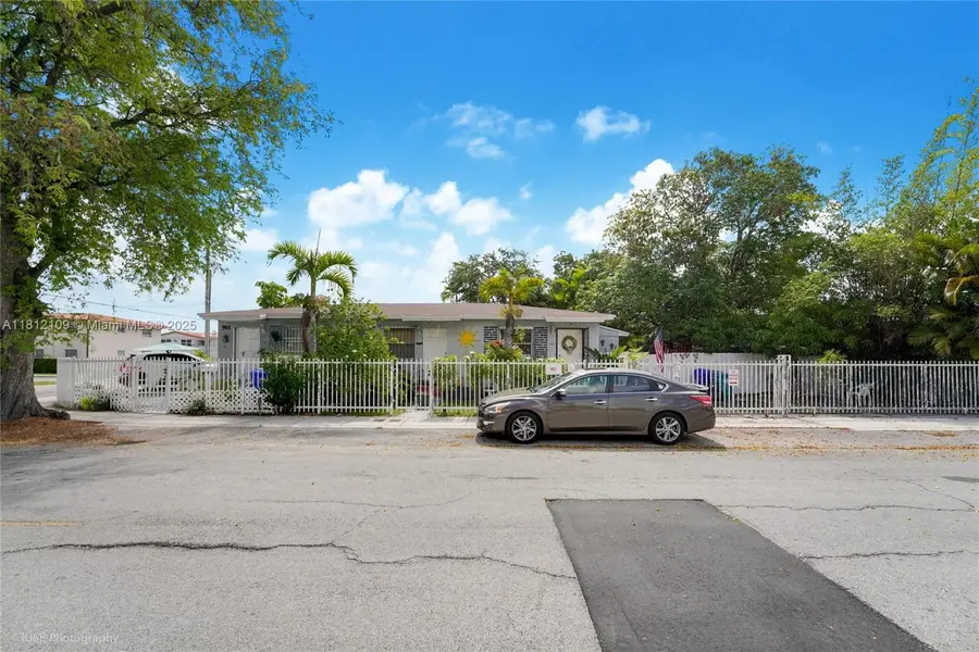901 SW 34th Ave, Miami, FL 33135 - Image #2