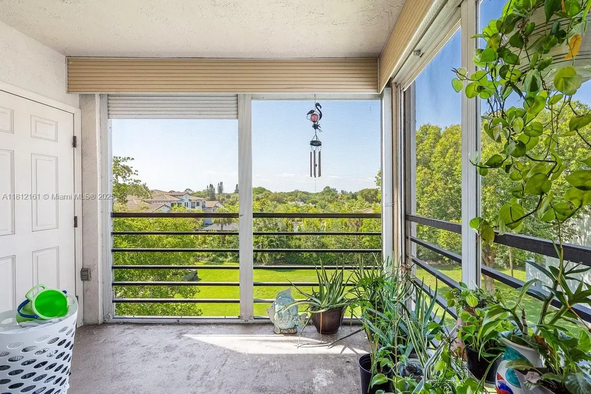 9235 SW 8th St #502, Boca Raton, FL 33428 - Image #1