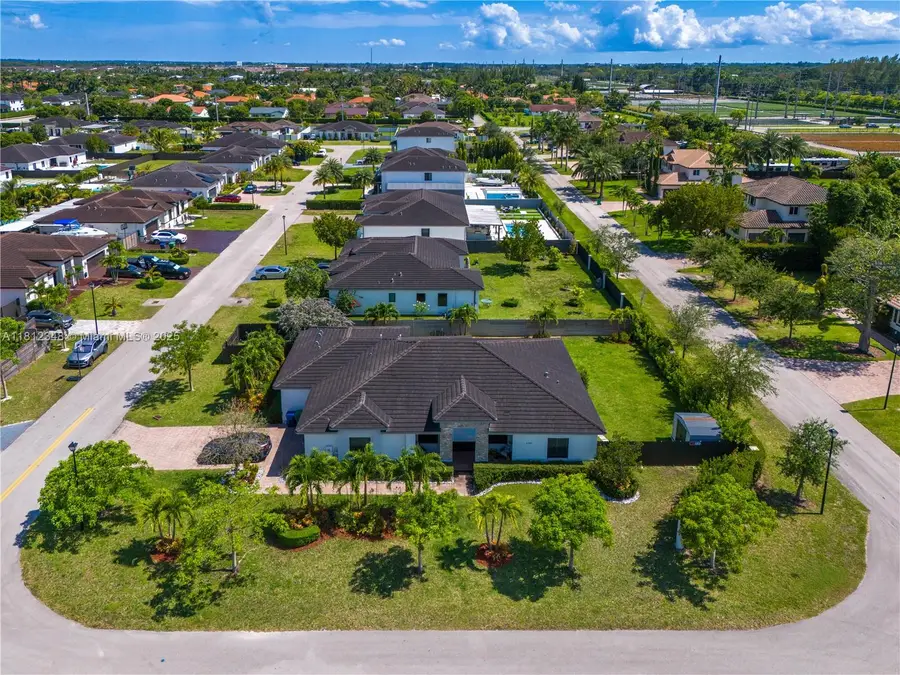 21342 SW 132nd Pl, Miami, FL 33177 - Image #3