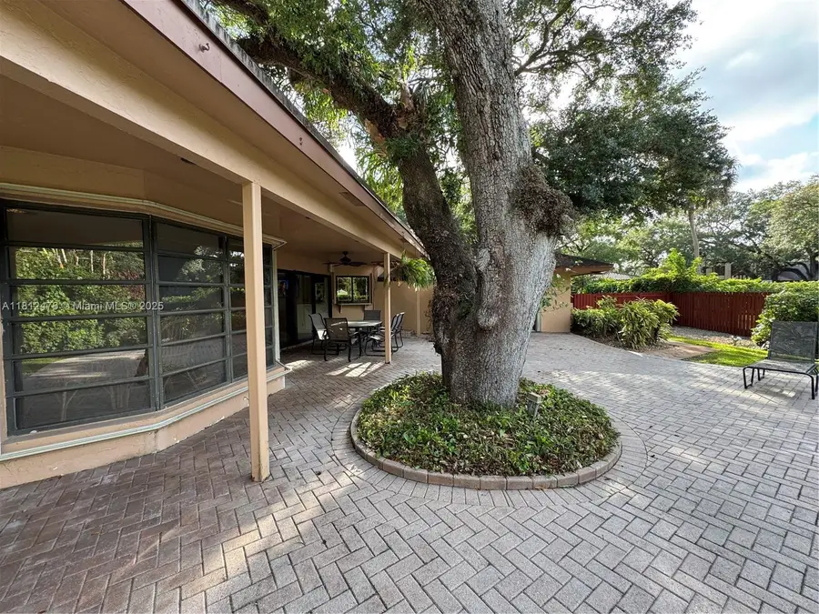 5790 SW 37th Ter, Dania Beach, FL 33312 - Image #3