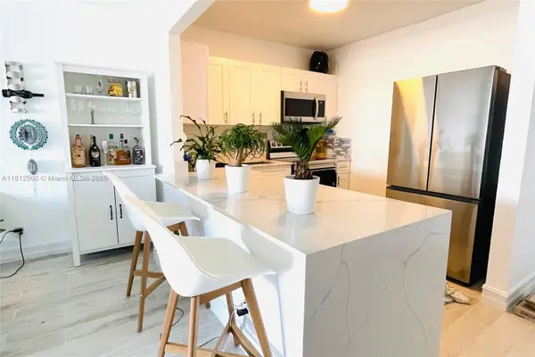 1455 N Treasure Dr #6C, North Bay Village, FL 33141