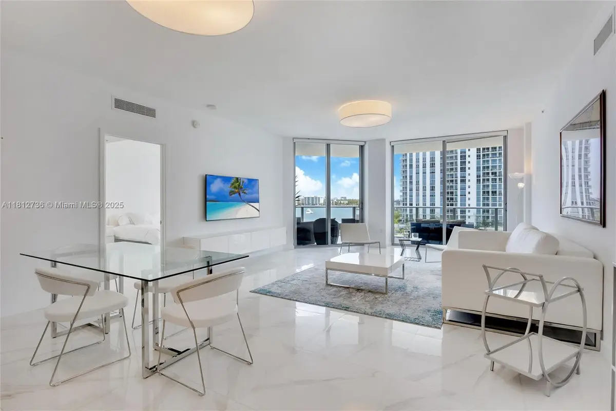 17301 Biscayne Blvd #605, North Miami Beach, FL 33160 - Image #1