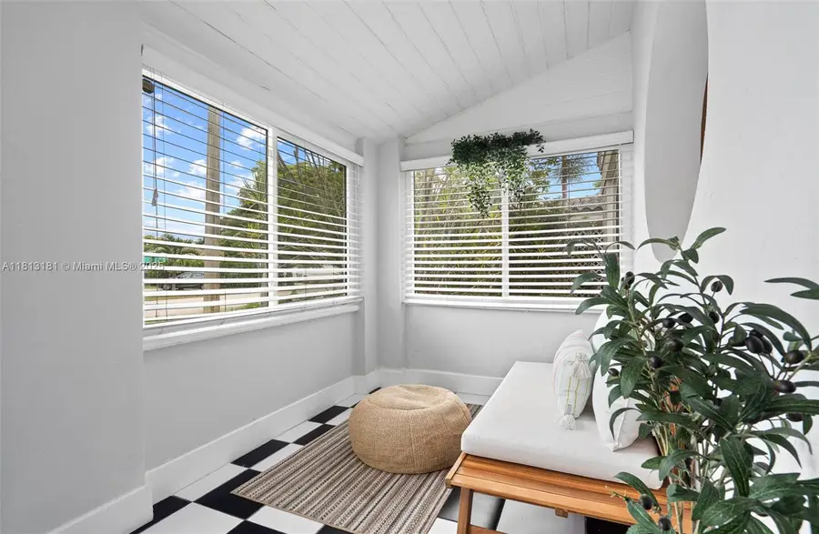 1636 Arthur St, Hollywood, FL 33020 - Image #2