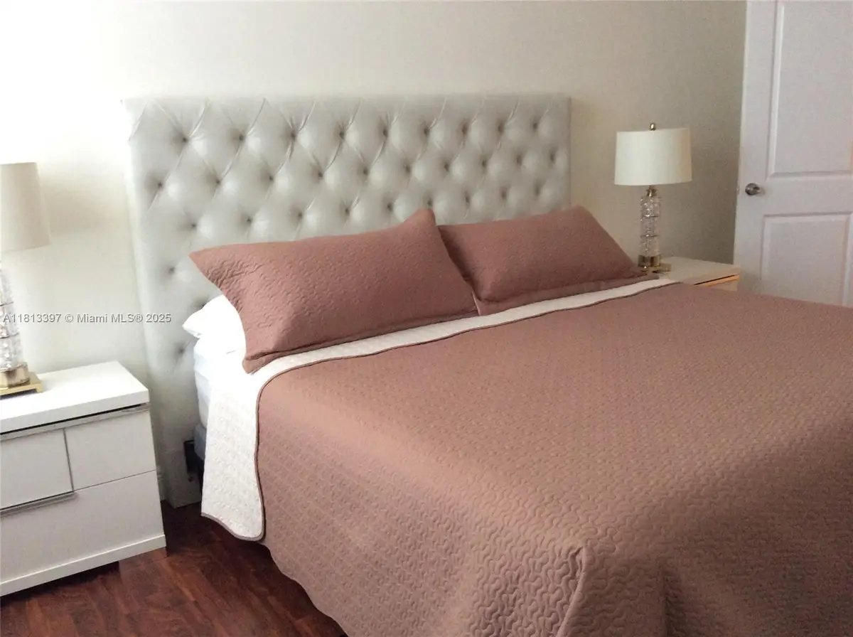 100 Lincoln Rd #1214, Miami Beach, FL 33139 - Image #1