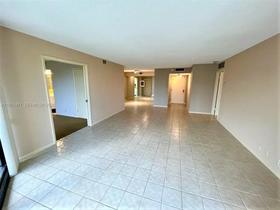 1000 Quayside Te #410, Miami, FL 33138 - Image #3