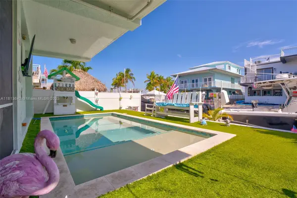 19 Avenue D, Key Largo, FL 33037