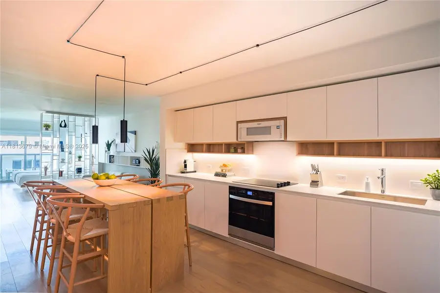 10250 Collins Avenue #211, Bal Harbour, FL 33154 - Image #2