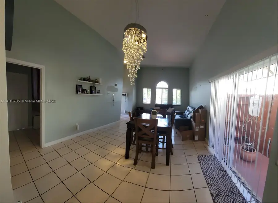 2501 NE 41st Ter, Homestead, FL 33033 - Image #3