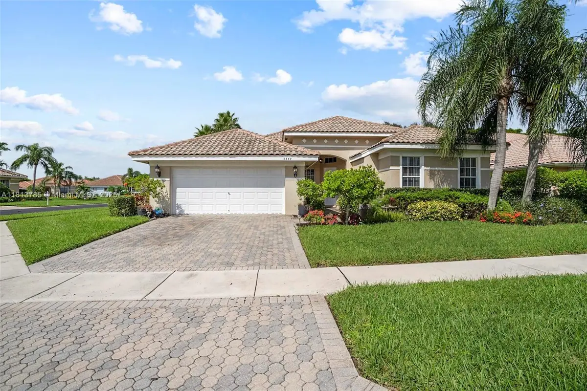 6569 Jog Estates Ln, Boynton Beach, FL 33437 - Image #1