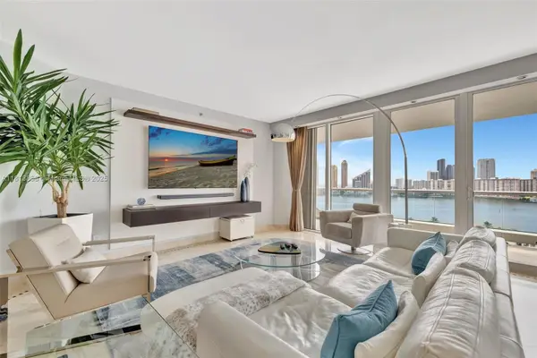 7000 Island Blvd #1701, Aventura, FL 33160