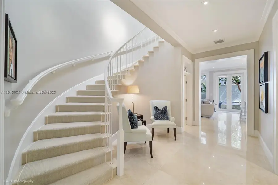 647 Almeria Ave, Coral Gables, FL 33134 - Image #3